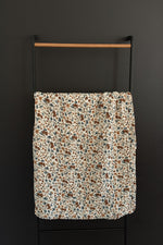 Mebie Baby Gender Neutral Infant Muslin quilt its 100% cotton. Looks great in any nursery.