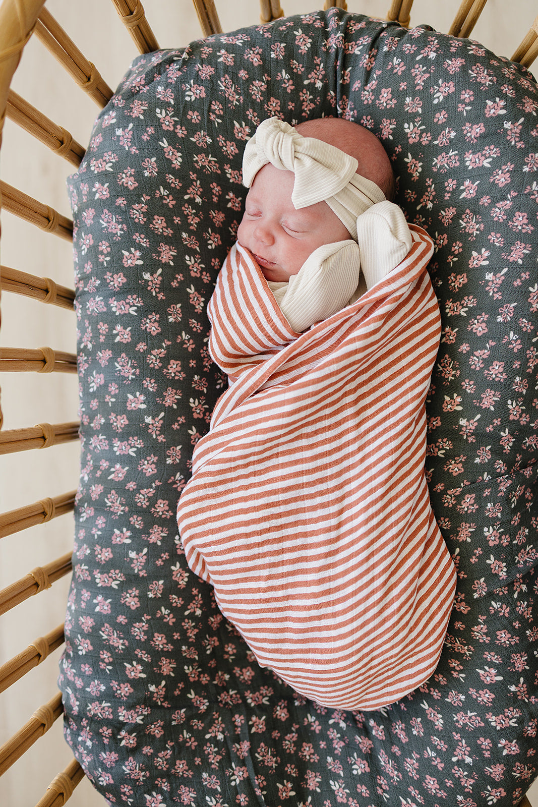 Swaddles