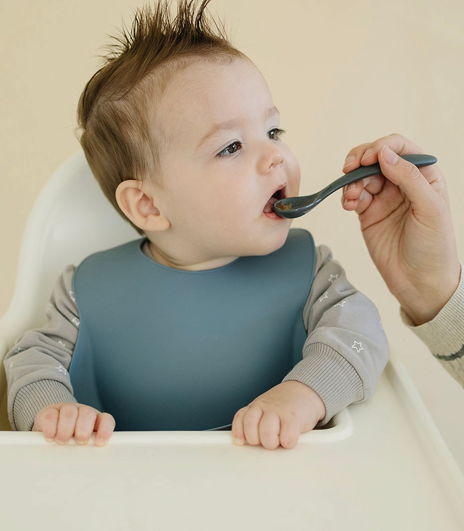 Silicone Spoons + Bibs Mebie Baby