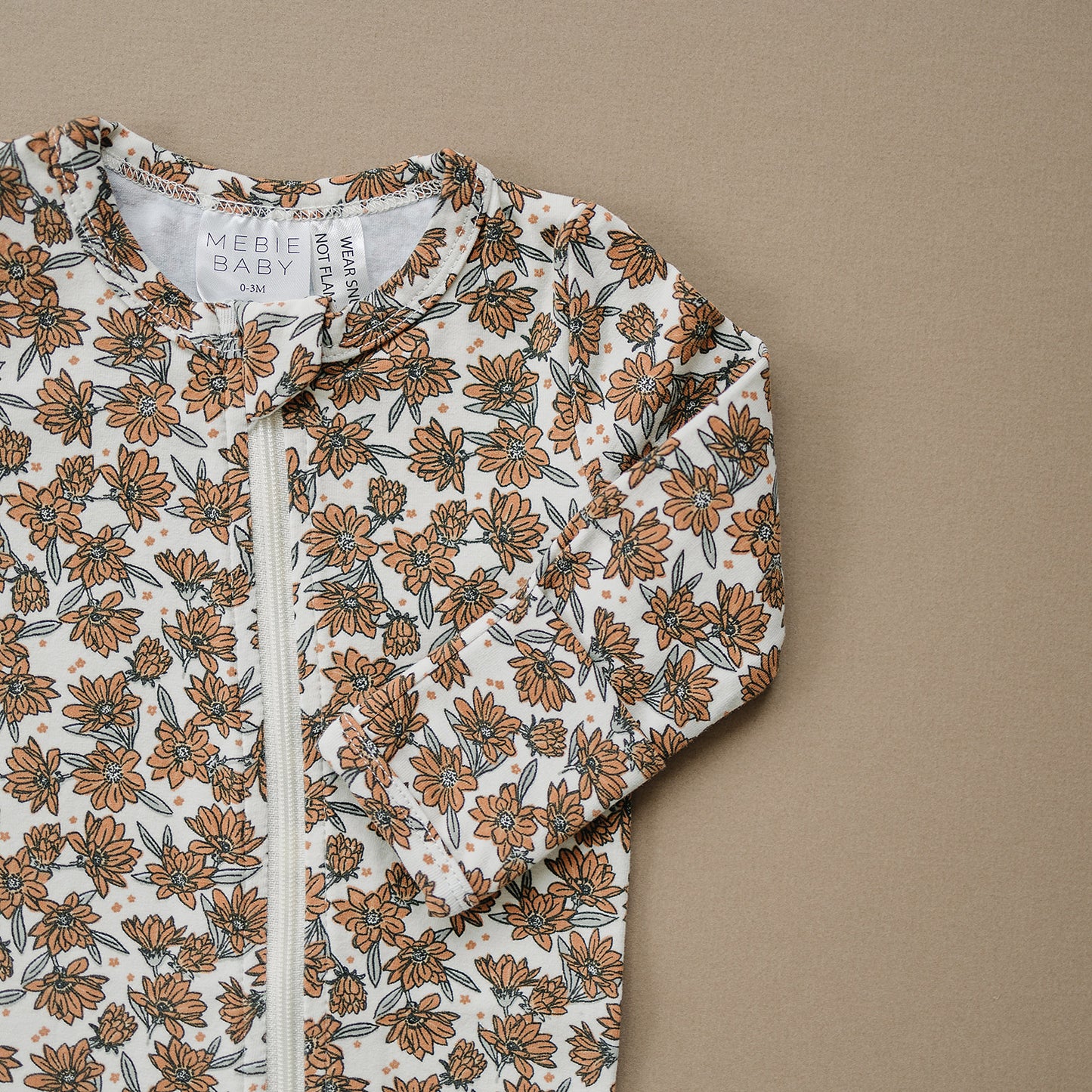 Magnolia Print Zipper