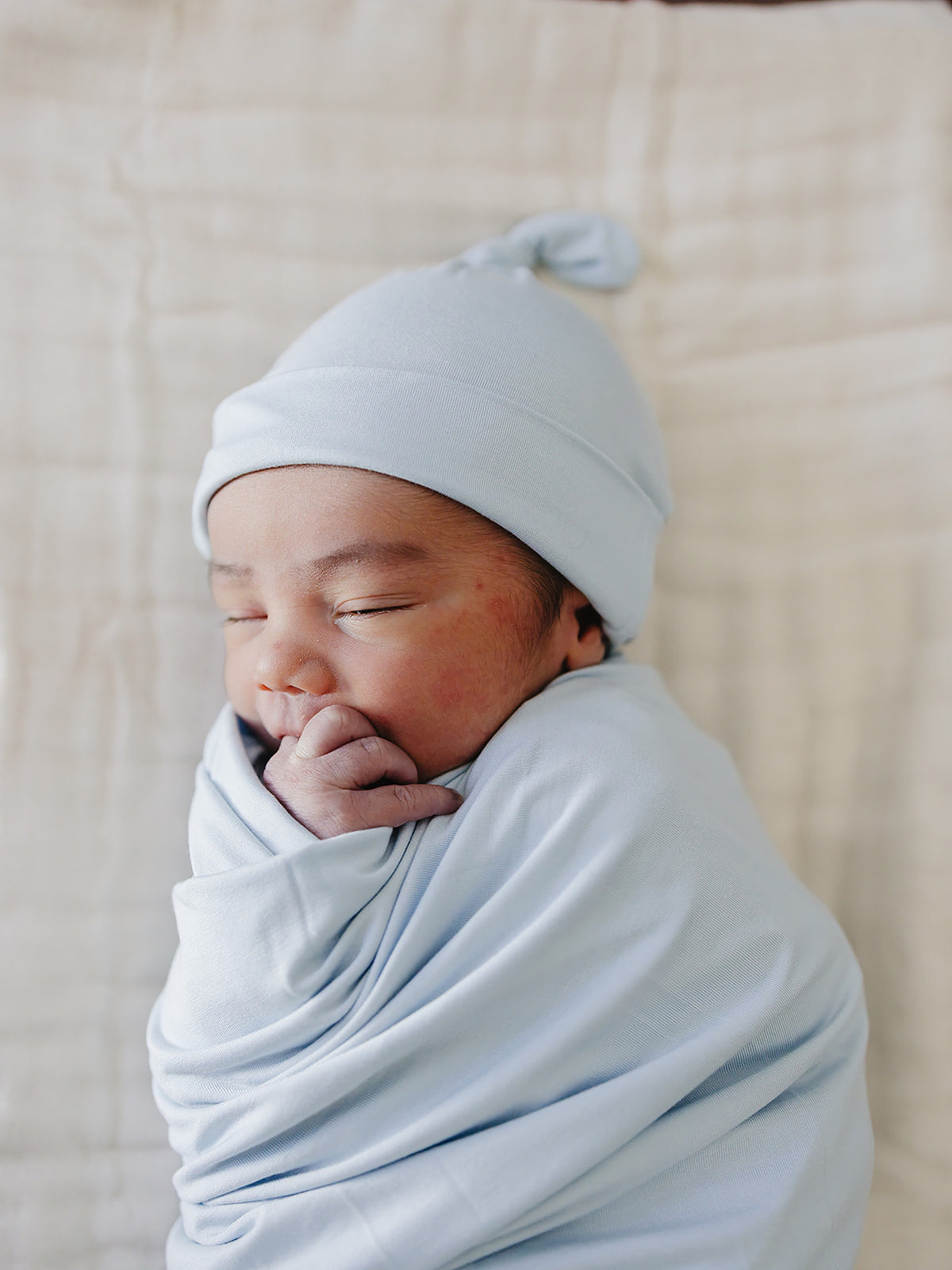 Baby Blue Bamboo Knot Hat Set