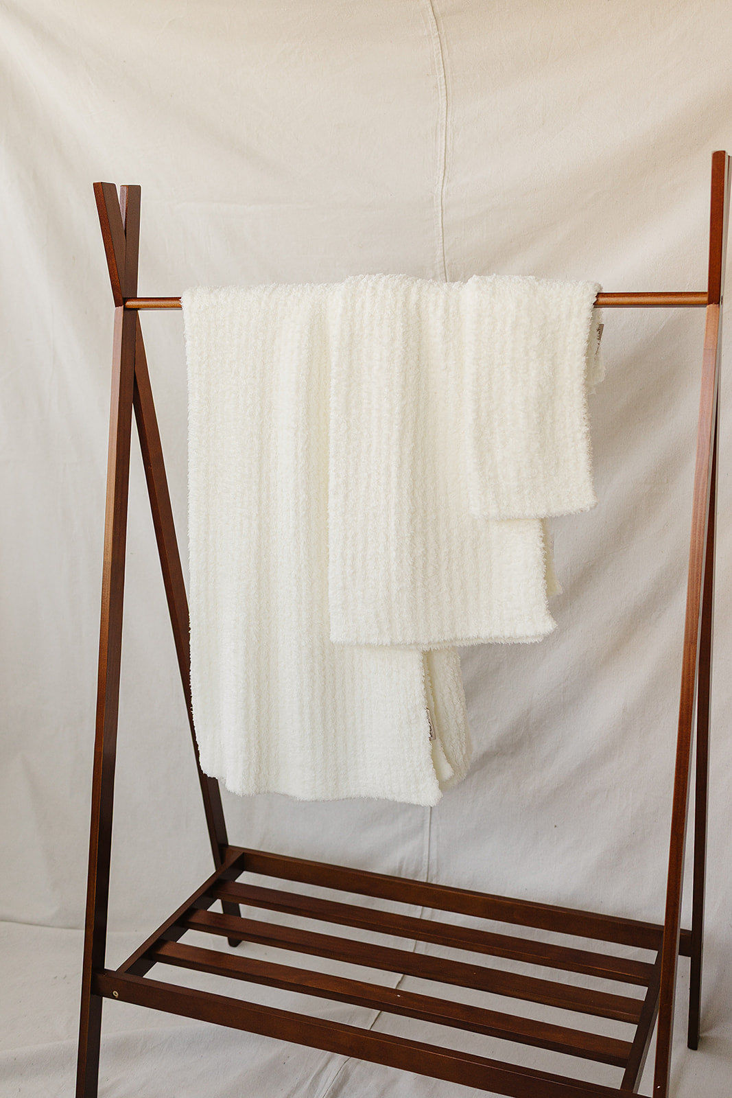 Cream Ribbed Plush Blanket