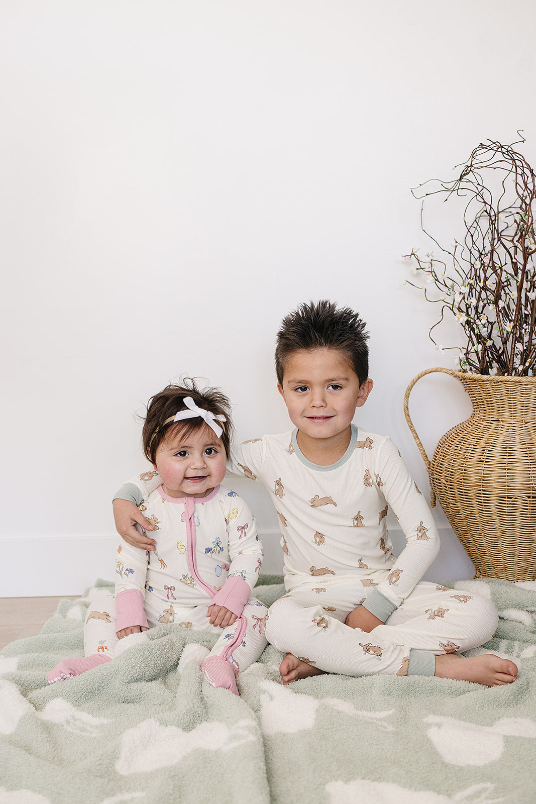 Mebie Baby Dark Green Daisy Bamboo Zipper