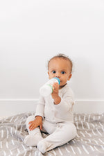 Mebie Baby Grey Dash Muslin Swaddle Blanket. Mebie Baby Gender Neutral Infant Muslin Swaddle its 100% cotton.