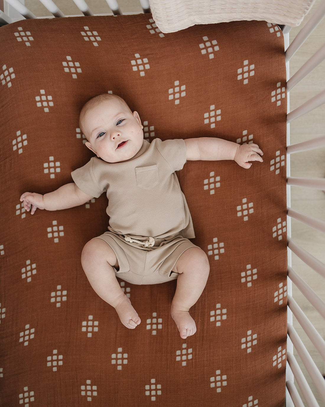 Chestnut Textiles Muslin Crib Sheet Mebie Baby