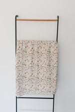 Mebie Baby Gender Neutral Infant Muslin quilt its 100% cotton. Looks great in any nursery. 