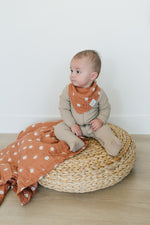 Sunshine Triangle Bib