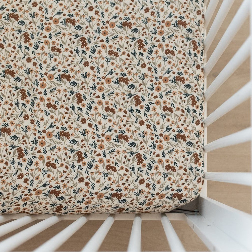 Harvest Floral Muslin Crib Sheet – Mebie Baby