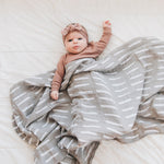Mebie Baby Grey Dash Muslin Quilt. Mebie Baby Gender Neutral Infant Muslin quilt its 100% cotton. Looks great in any nursery. 