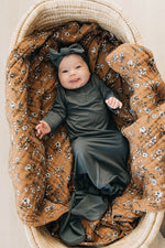 Mebie Baby Stone Knot Gown