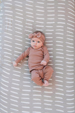 Mebie Baby Grey Dash Muslin Crib Sheet