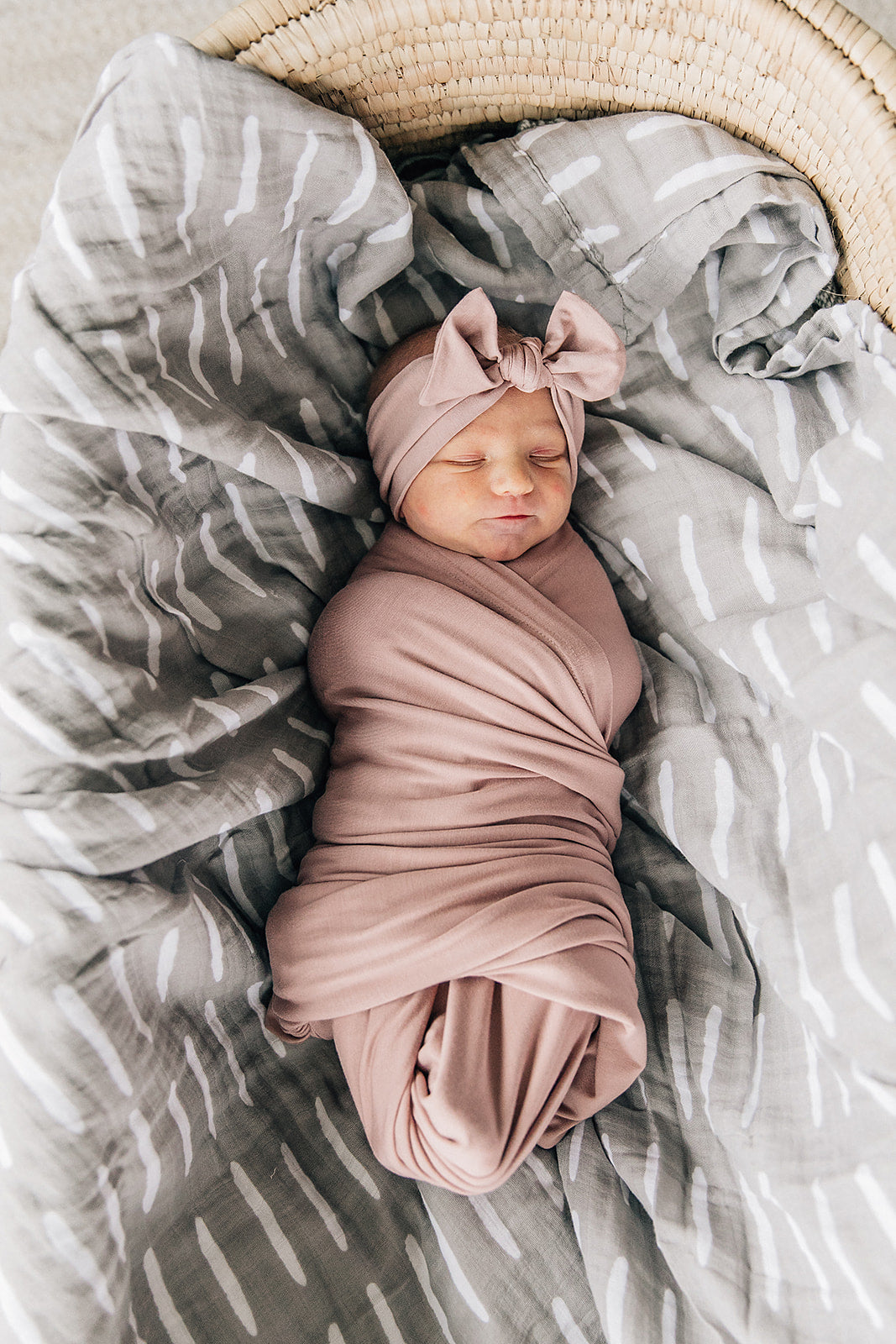 Mebie Baby Dusty Rose Stretch Swaddle + Headwrap 